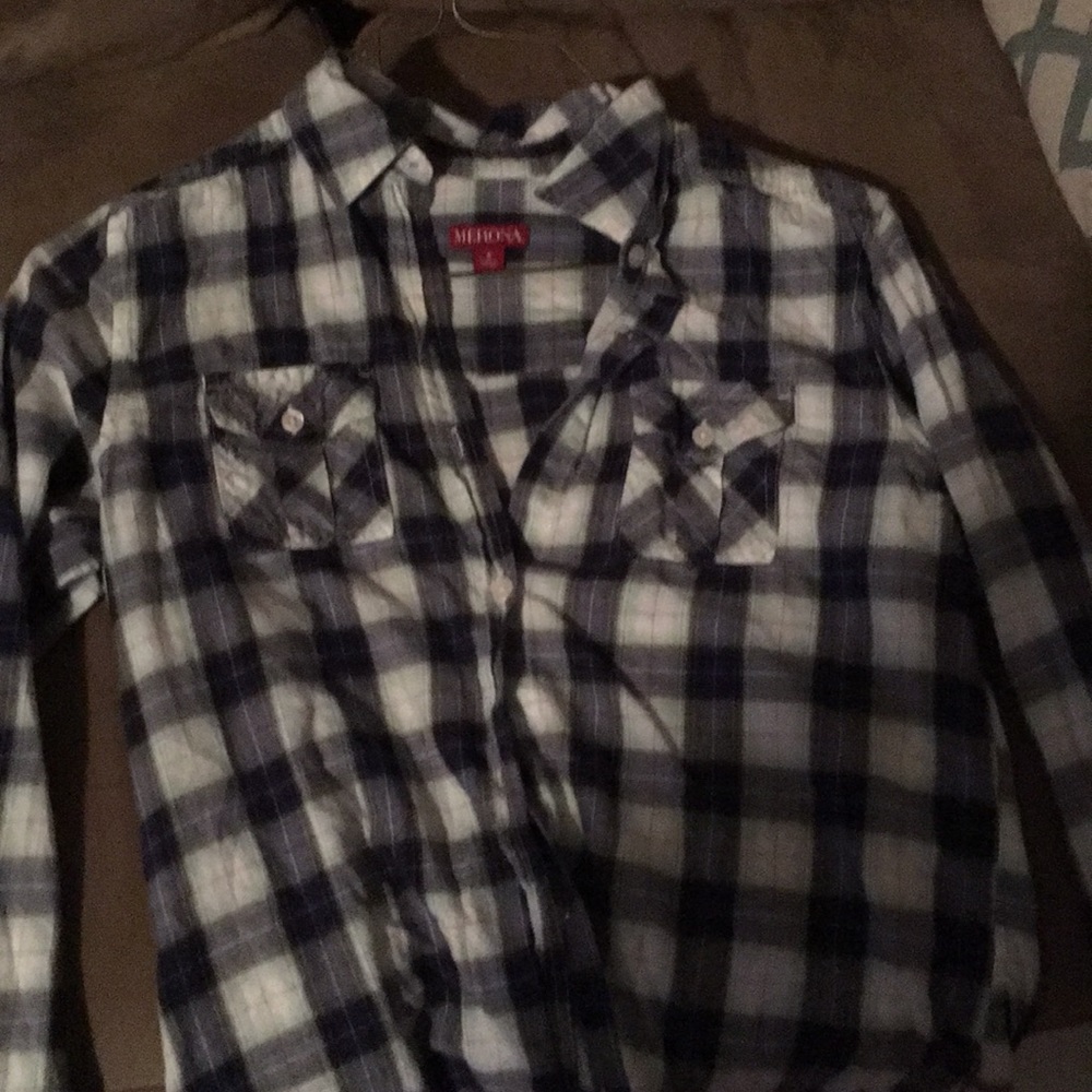 Plain small shirt
